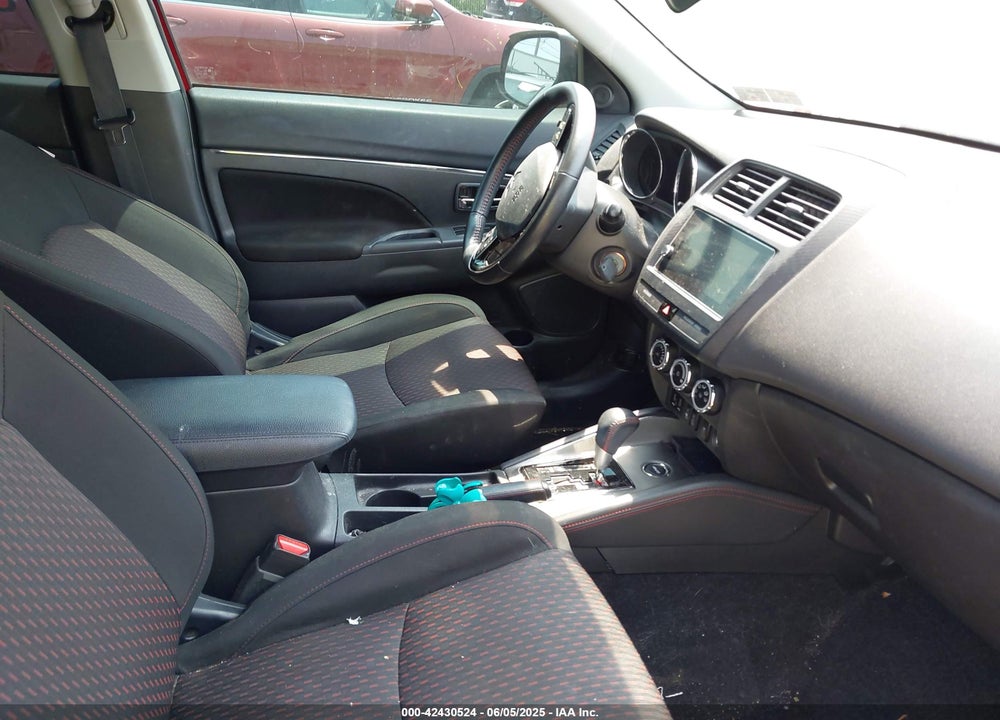 2019 MITSUBISHI OUTLANDER SPORT VIN: JA4AR3AU5KU030288