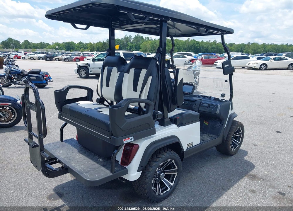 2025 EVOLUTION RANGER GOLF CART VIN: EVBE0108057