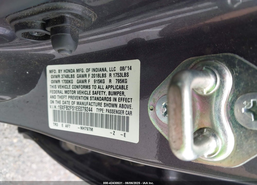 2014 HONDA CIVIC LX VIN: 19XFB2F51EE079244