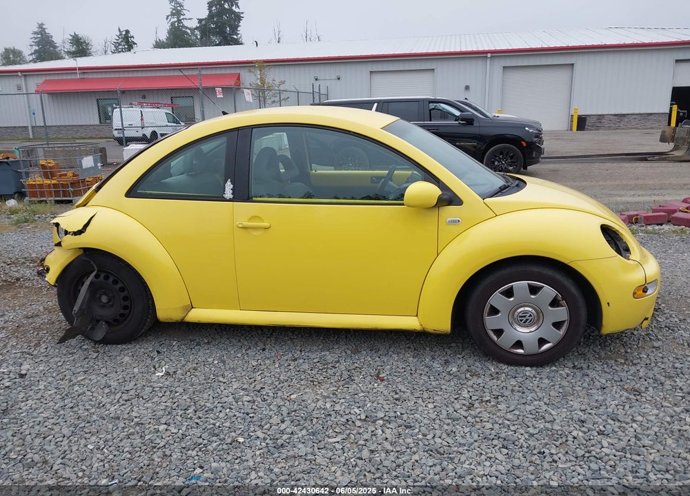 2002 VOLKSWAGEN NEW BEETLE GL VIN: 3VWBK21C12M428700