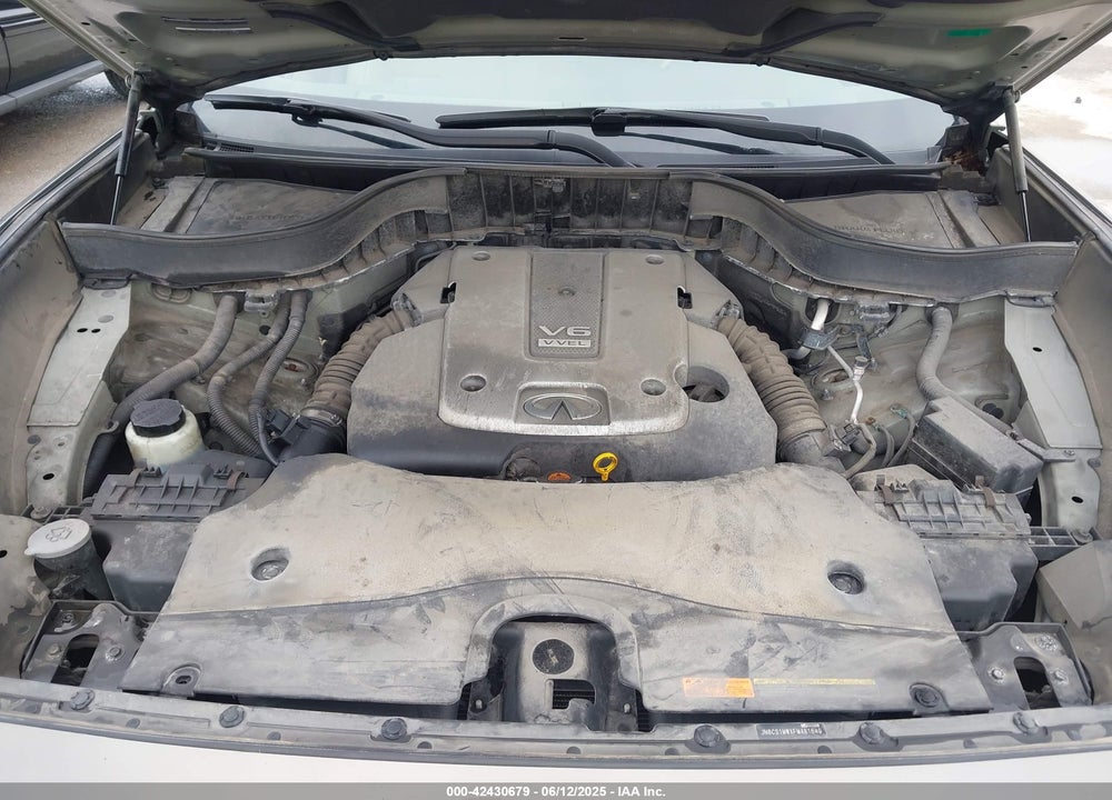 2015 INFINITI QX70 VIN: JN8CS1MWXFM481649