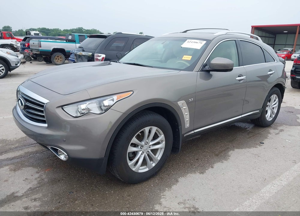 2015 INFINITI QX70 VIN: JN8CS1MWXFM481649