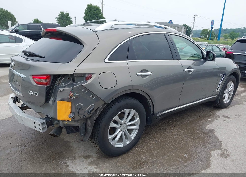 2015 INFINITI QX70 VIN: JN8CS1MWXFM481649