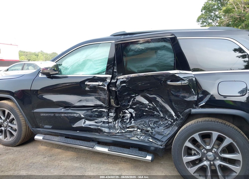 2018 JEEP GRAND CHEROKEE VIN: 1C4RJFBG8JC273950