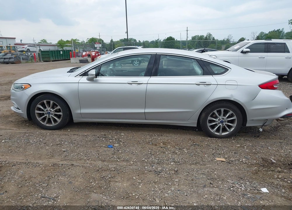 2017 FORD FUSION VIN: 3FA6P0HD4HR272761