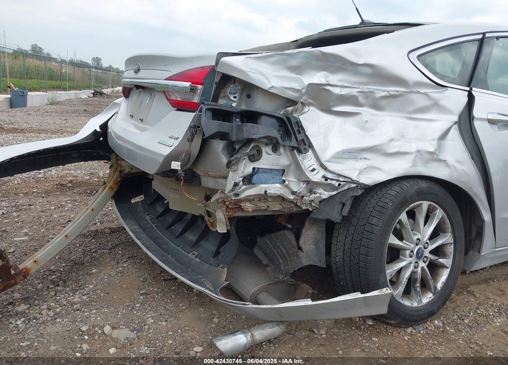 2017 FORD FUSION VIN: 3FA6P0HD4HR272761