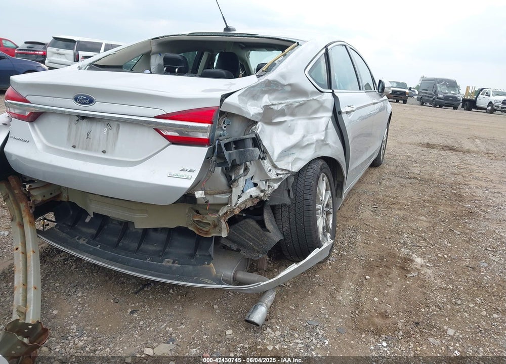 2017 FORD FUSION VIN: 3FA6P0HD4HR272761