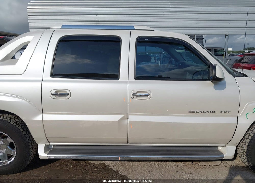 2003 CADILLAC ESCALADE EXT STANDARD VIN: 3GYEK63NX3G173836