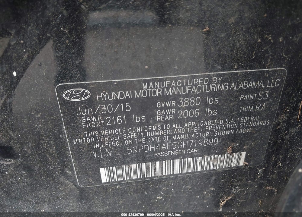 2016 HYUNDAI ELANTRA VIN: 5NPDH4AE9GH719899