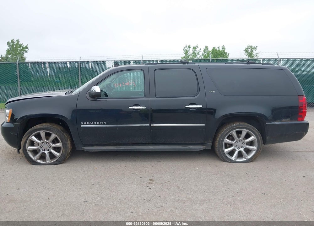 2013 CHEVROLET SUBURBAN 1500 VIN: 1GNSKKE72DR121982