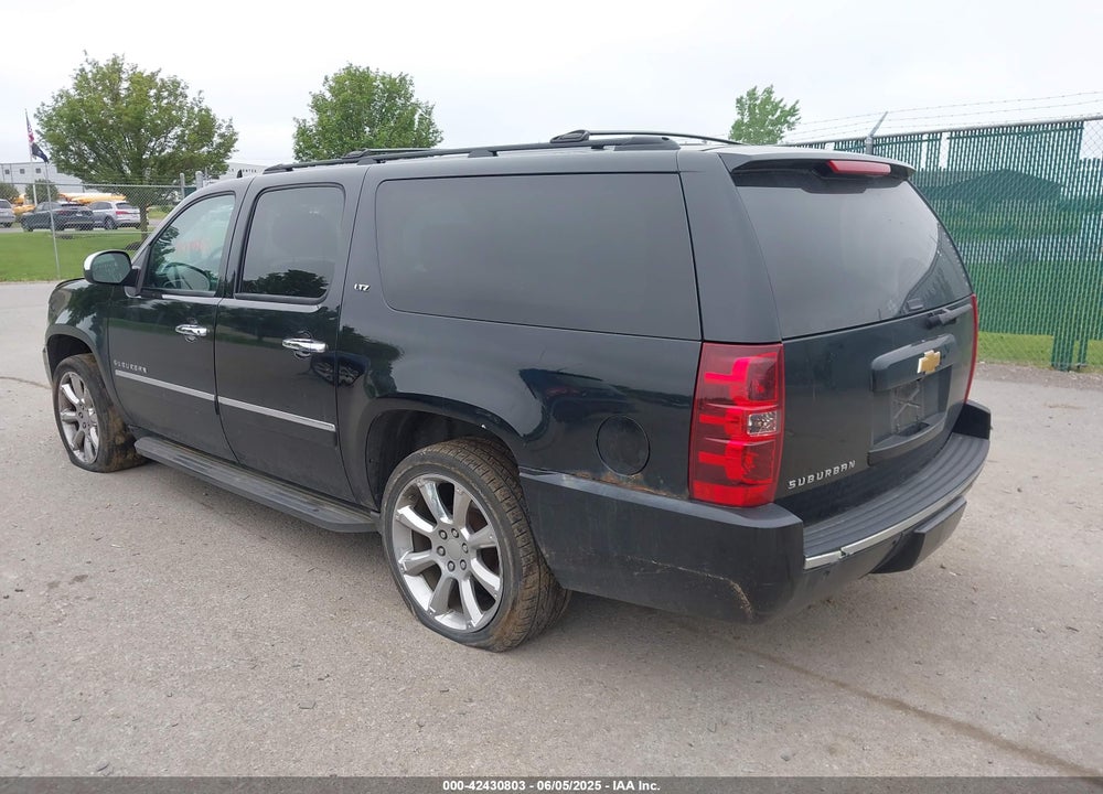 2013 CHEVROLET SUBURBAN 1500 VIN: 1GNSKKE72DR121982