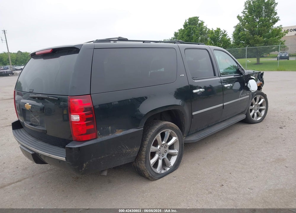 2013 CHEVROLET SUBURBAN 1500 VIN: 1GNSKKE72DR121982