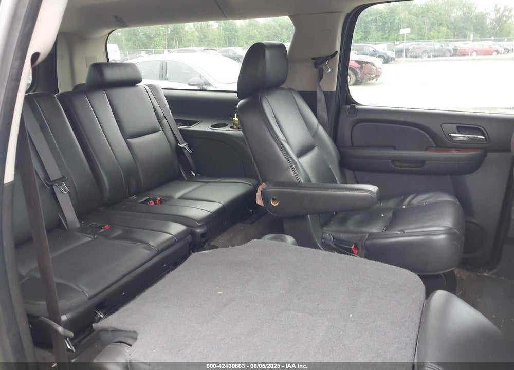 2013 CHEVROLET SUBURBAN 1500 VIN: 1GNSKKE72DR121982