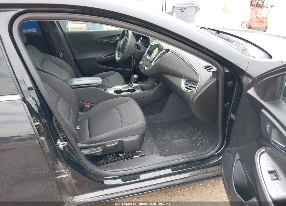2019 CHEVROLET MALIBU VIN: 1G1ZD5ST9KF164940