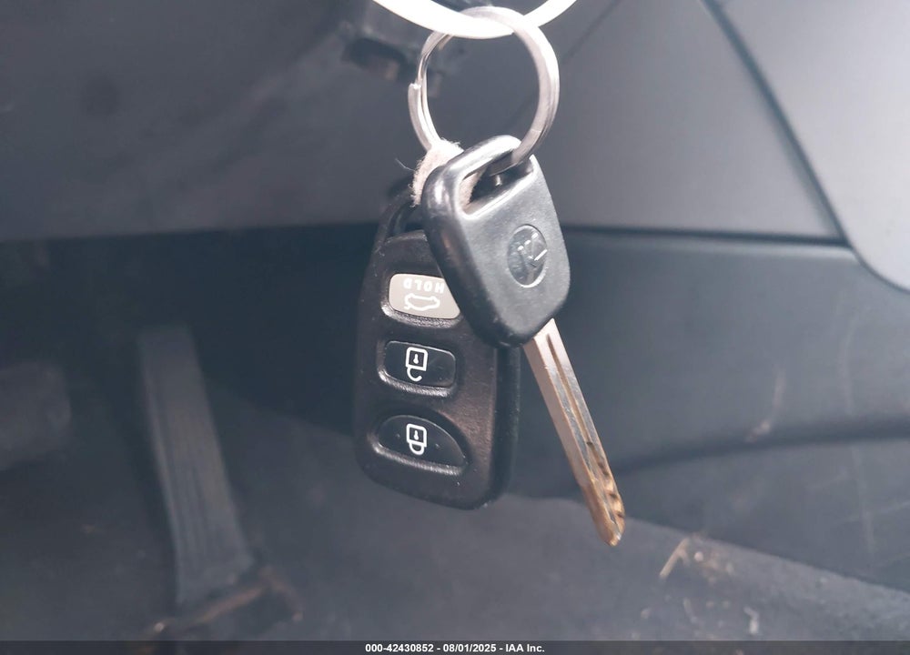 2013 HYUNDAI SONATA VIN: 5NPEB4AC8DH635251