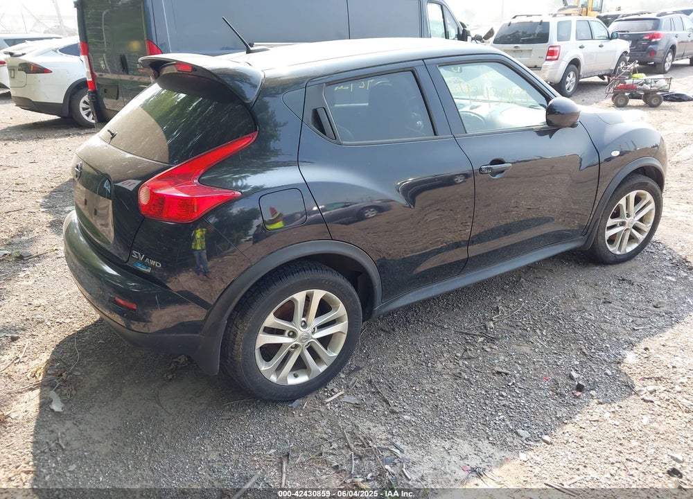 2014 NISSAN JUKE SV VIN: JN8AF5MV2ET355381