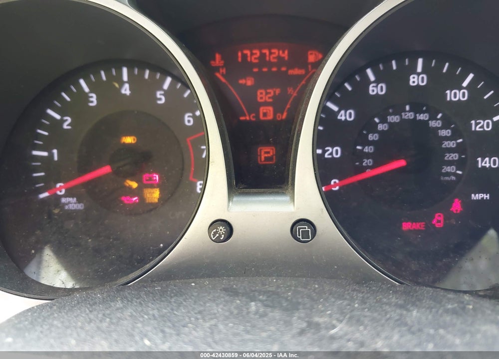 2014 NISSAN JUKE SV VIN: JN8AF5MV2ET355381