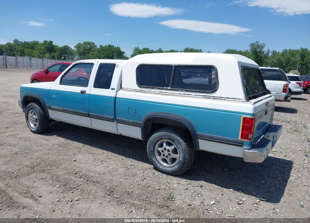 1996 DODGE DAKOTA VIN: 1B7GG23X5TS523974