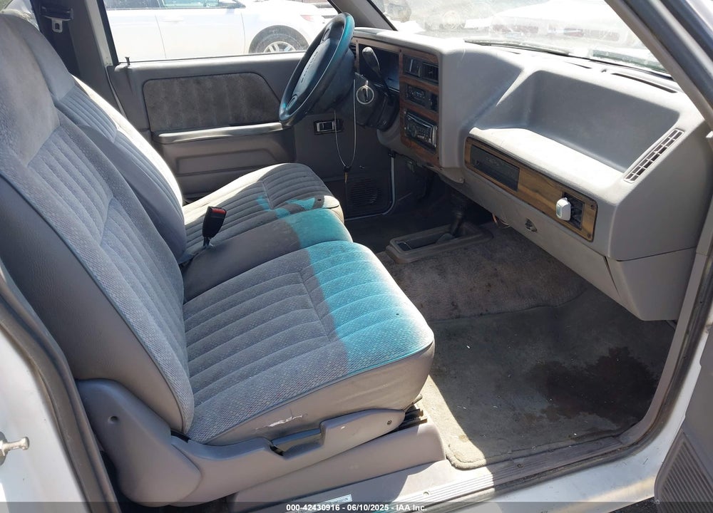 1996 DODGE DAKOTA VIN: 1B7GG23X5TS523974