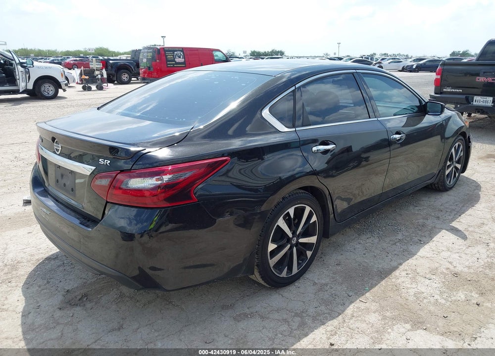 2017 NISSAN ALTIMA VIN: 1N4AL3AP8HC250708