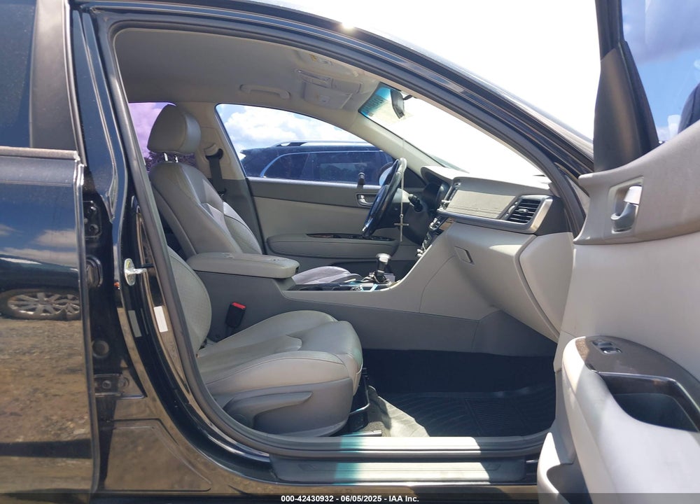 2016 KIA OPTIMA VIN: 5XXGU4L31GG079123
