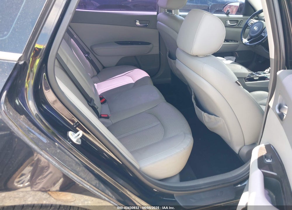 2016 KIA OPTIMA VIN: 5XXGU4L31GG079123