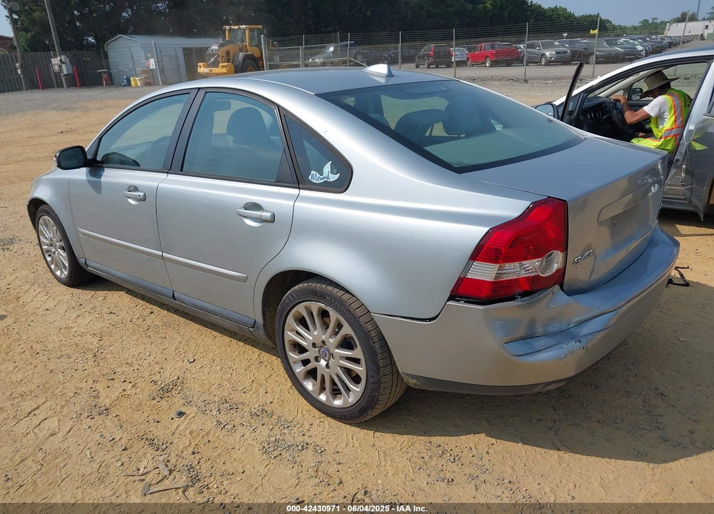 2007 VOLVO S40 2.4I VIN: YV1MS382972297846