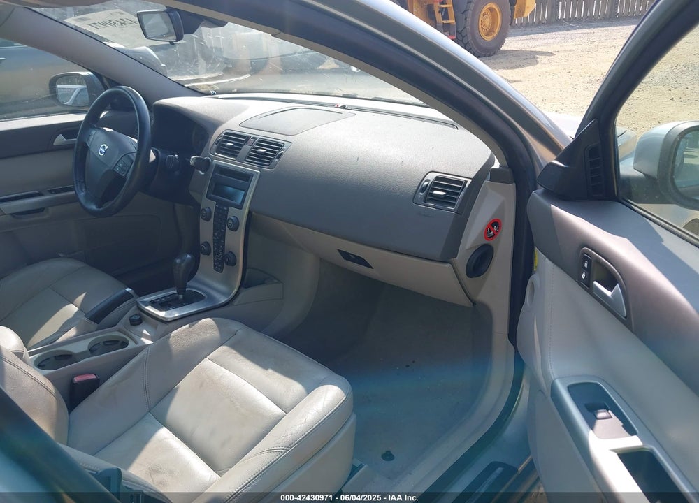 2007 VOLVO S40 2.4I VIN: YV1MS382972297846