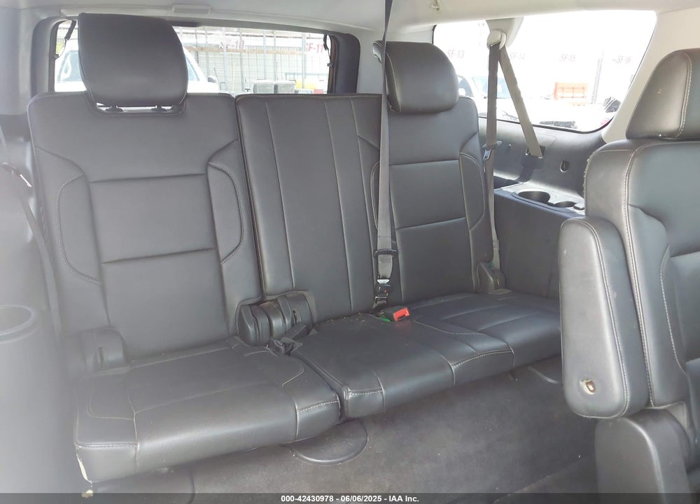 2018 CHEVROLET SUBURBAN VIN: 1GNSKJKC5JR251150