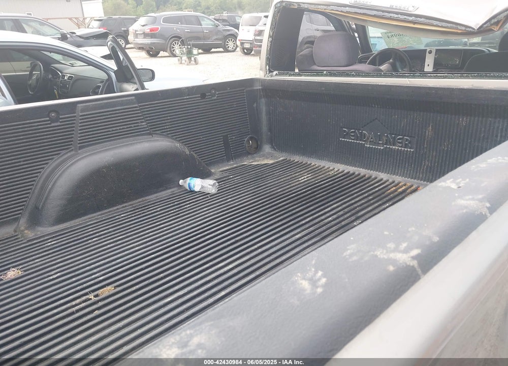 2000 GMC SIERRA 1500 SL VIN: 1GTEC14W4YZ116326