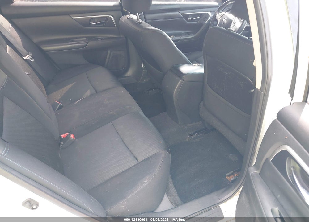 2017 NISSAN ALTIMA VIN: 1N4AL3AP2HC267990