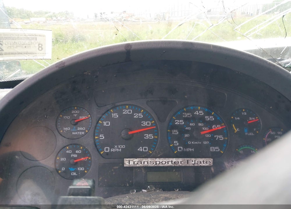 2003 INTERNATIONAL 8500 8500 VIN: 1HSHUADN33J066776