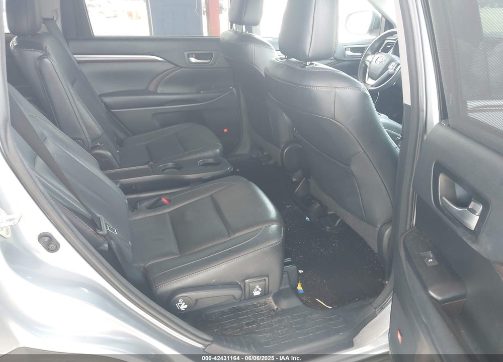 2016 TOYOTA HIGHLANDER LIMITED V6 VIN: 5TDYKRFH5GS162034