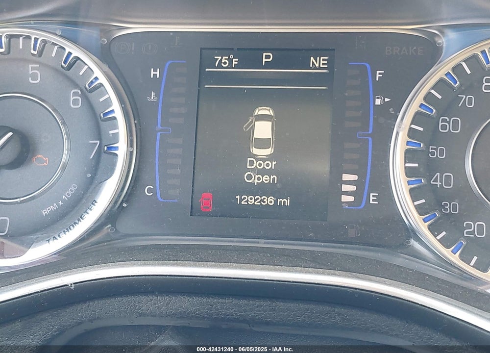2016 CHRYSLER 200 VIN: 1C3CCCAB3GN150885