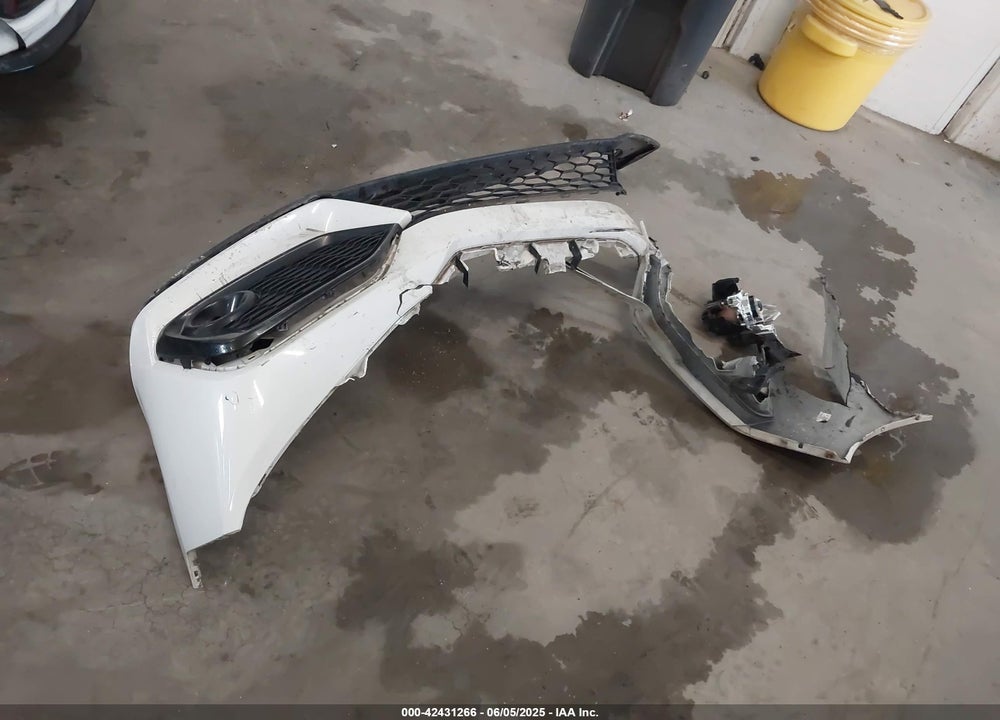 2019 HONDA CIVIC VIN: 2HGFC3A57KH755238