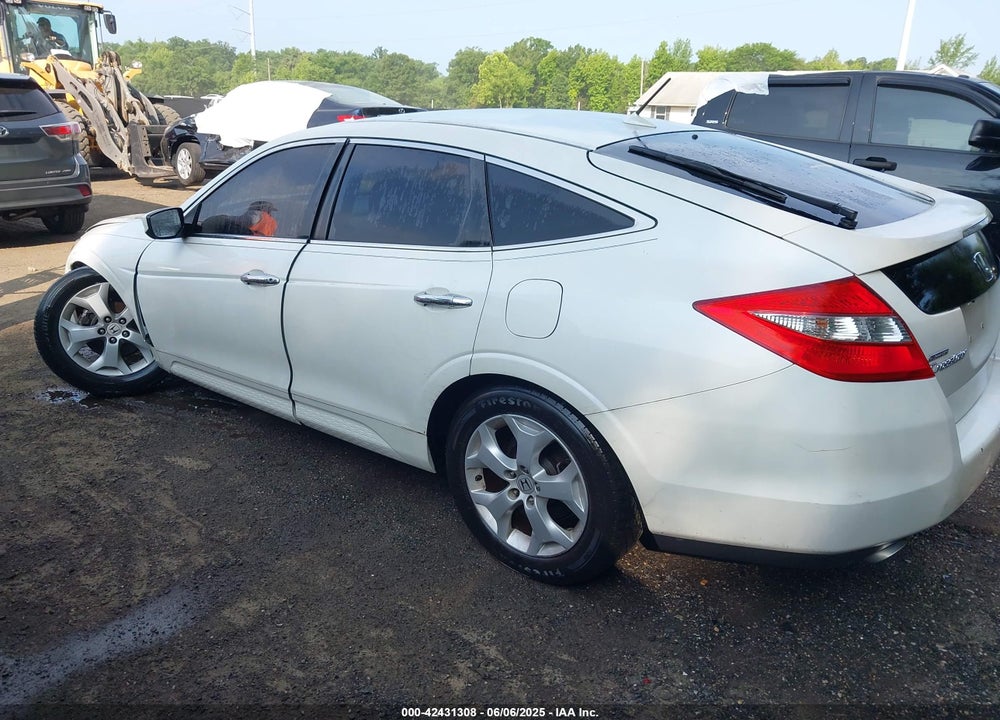 2011 HONDA ACCORD CROSSTOUR VIN: 5J6TF2H51BL005260