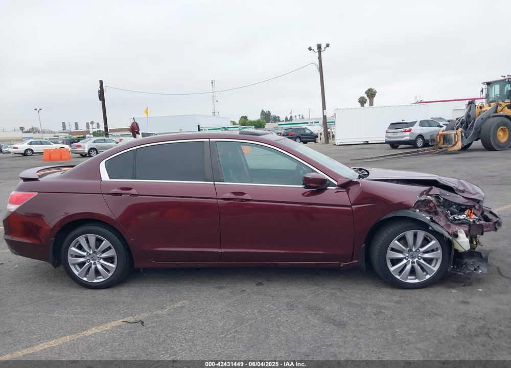 2011 HONDA ACCORD VIN: 1HGCP2F8XBA152299