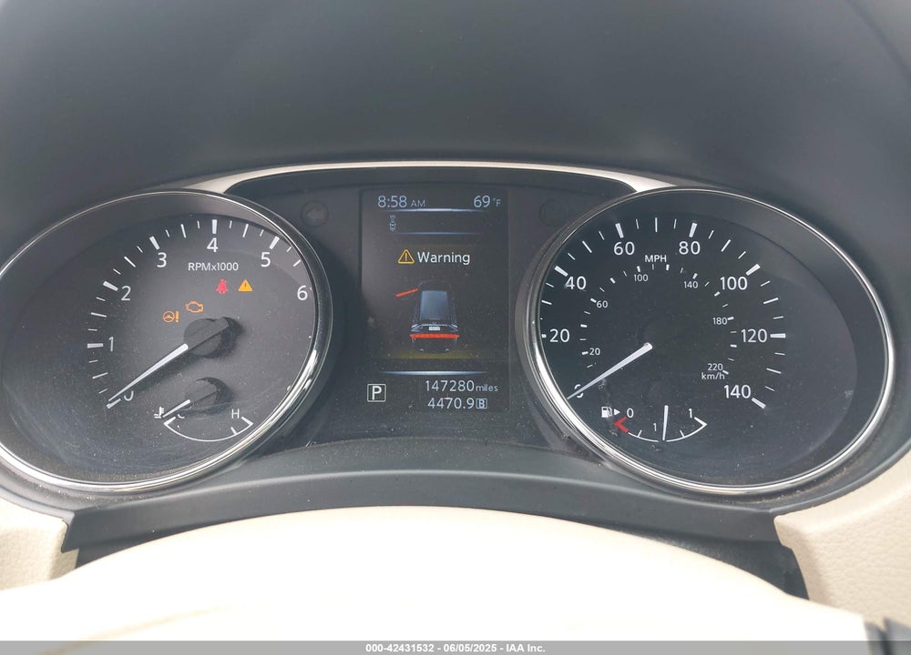 2015 NISSAN ROGUE VIN: 5N1AT2MT3FC851272