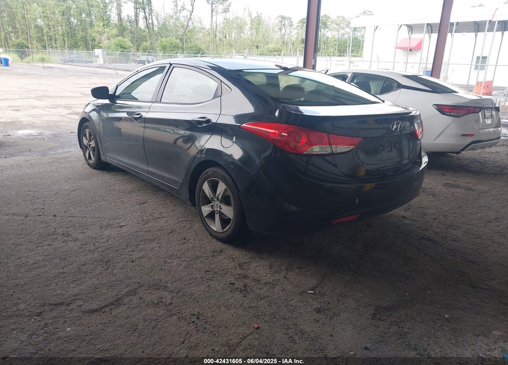 2011 HYUNDAI ELANTRA VIN: 5NPDH4AE1BH036412