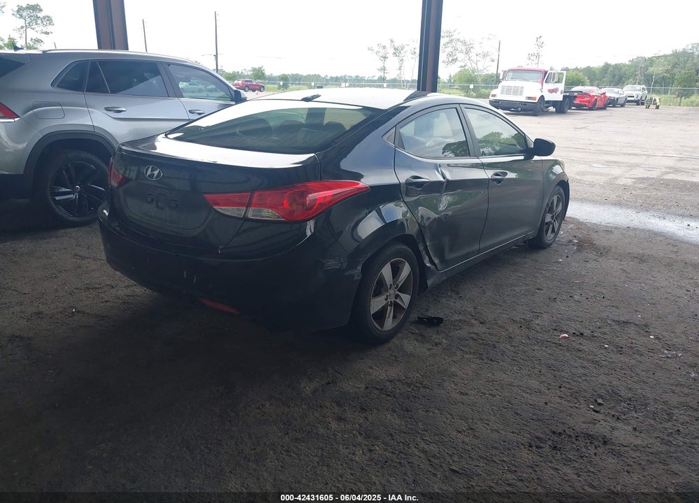 2011 HYUNDAI ELANTRA VIN: 5NPDH4AE1BH036412