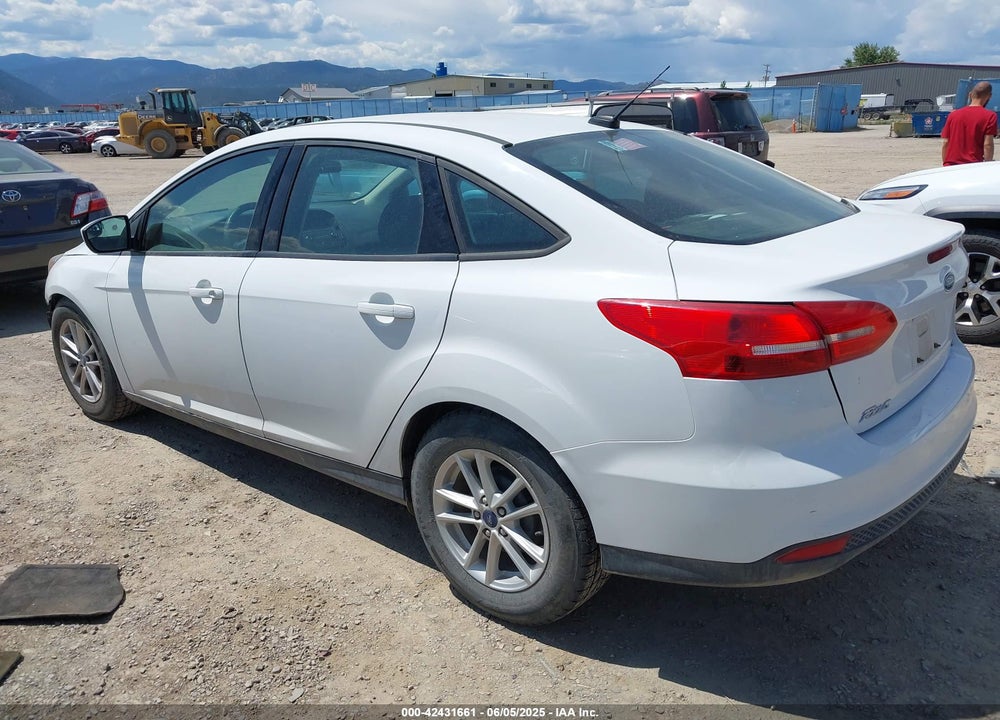 2018 FORD FOCUS VIN: 1FADP3F21JL231602