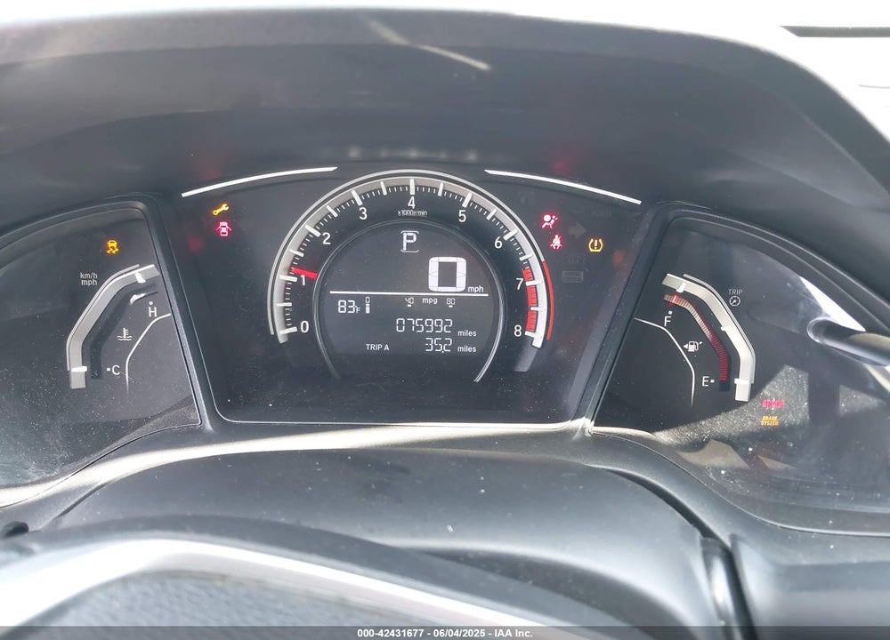 2018 HONDA CIVIC LX VIN: 2HGFC2F58JH555874