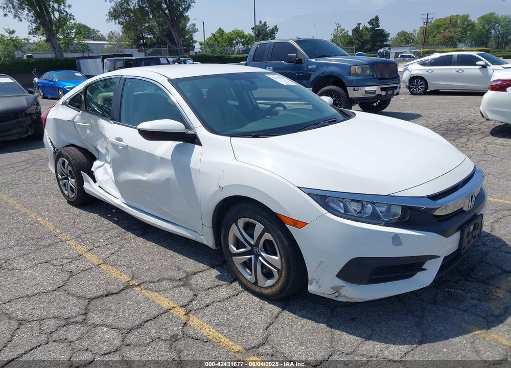 2018 HONDA CIVIC LX VIN: 2HGFC2F58JH555874