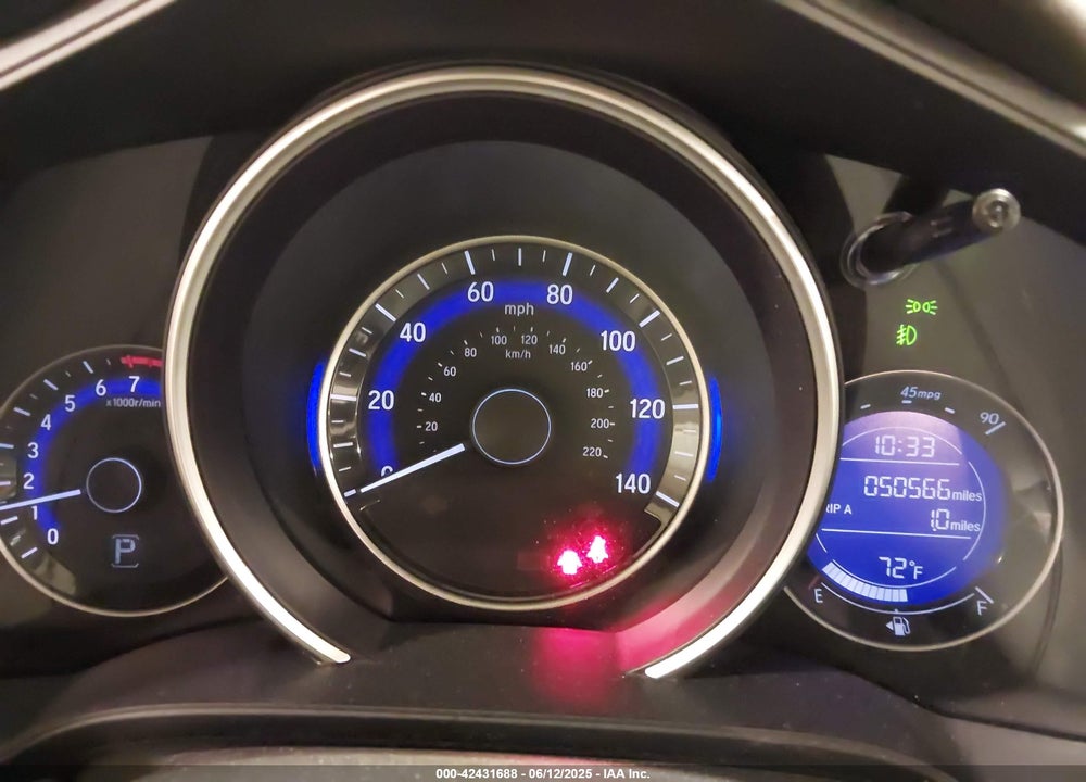2015 HONDA FIT VIN: 3HGGK5H88FM776996