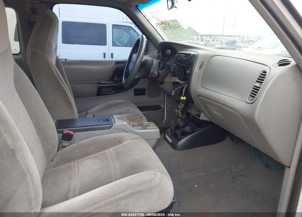 2000 FORD RANGER XLT VIN: 1FTZR15XXYPB55957