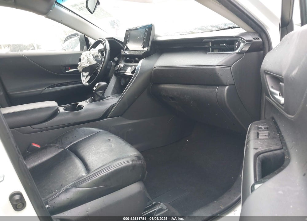 2021 TOYOTA VENZA VIN: JTEAAAAHXMJ020750