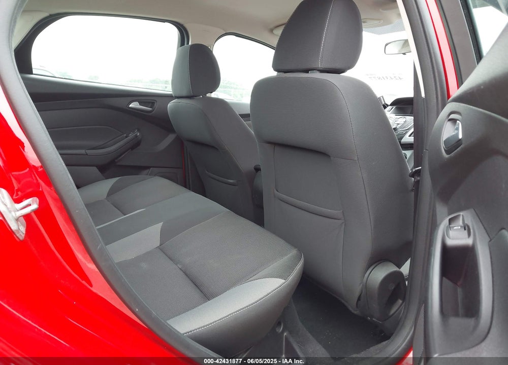 2014 FORD FOCUS VIN: 1FADP3F29EL208896