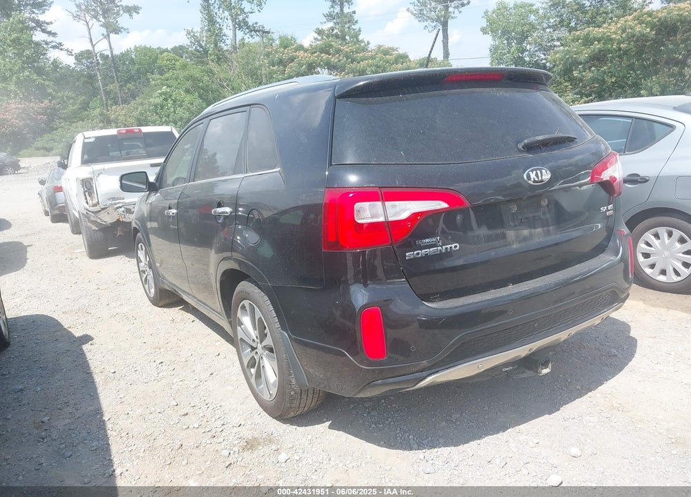 2015 KIA SORENTO VIN: 5XYKWDA76FG555631