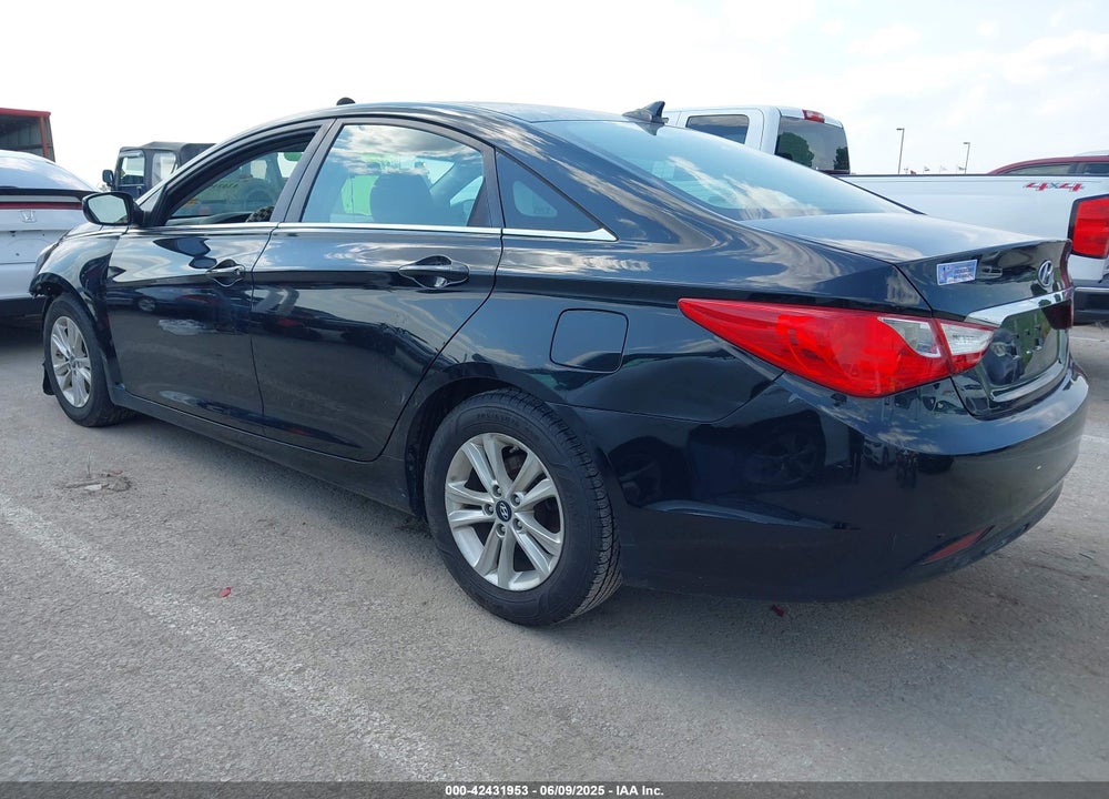 2011 HYUNDAI SONATA VIN: 5NPEB4AC6BH234701