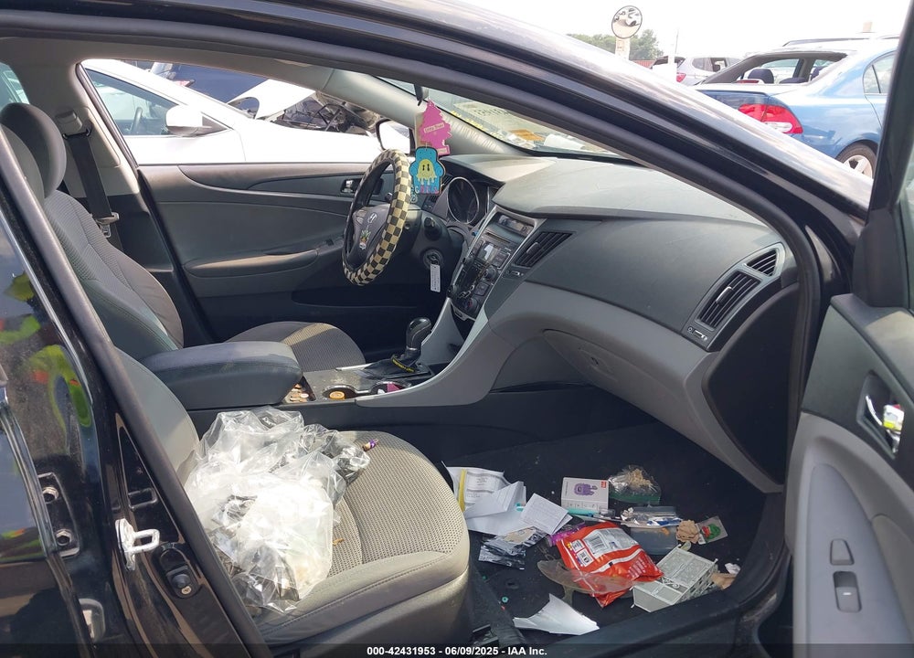 2011 HYUNDAI SONATA VIN: 5NPEB4AC6BH234701